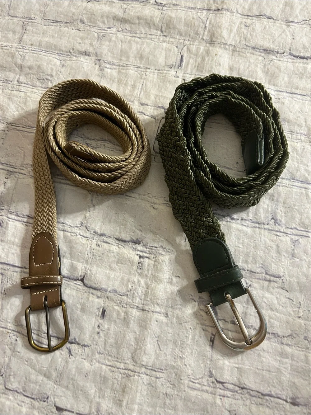 LOT OF (2) STRETCH BELTS OLIVE GREEN AND TAN SILVER TONE & ANTIQUE BUCKLES MEN